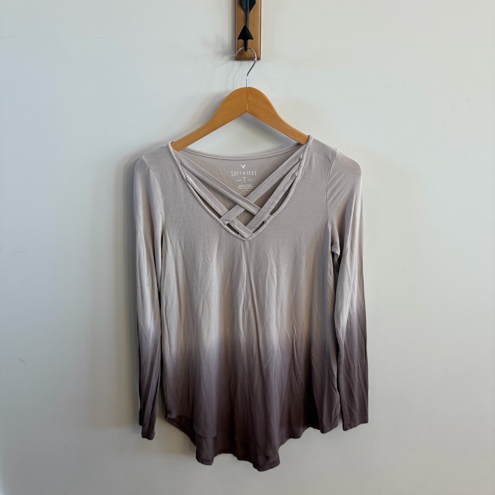 American Eagle Outfitters Ombré Top Size Small